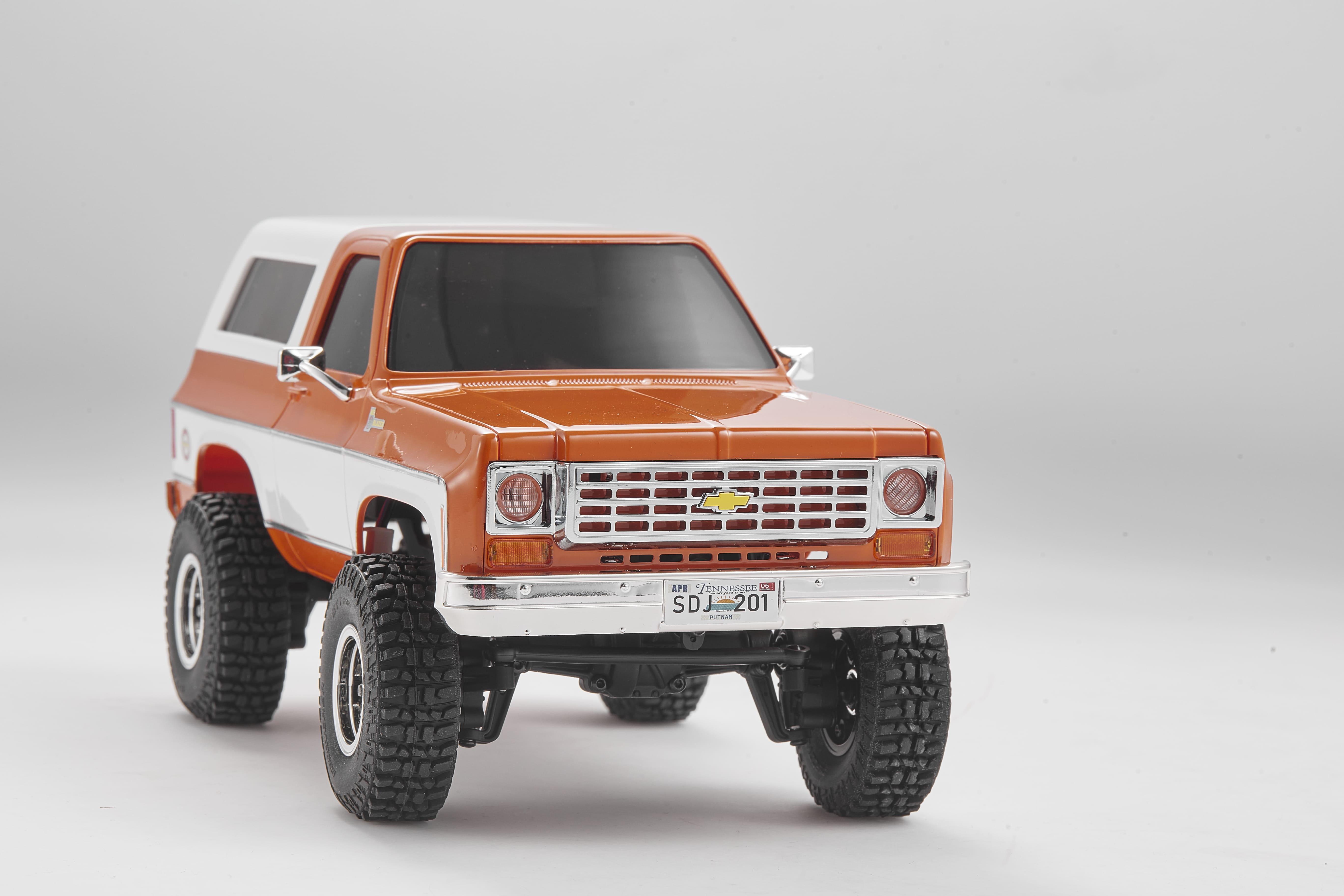 Машинка на радиоуправлении FMS 1:24 FCX24 K5 BLAZE RTR Orange - фото 5 Машинка на радиоуправлении FMS 1:24 FCX24 K5 BLAZE RTR Orange - фото 5