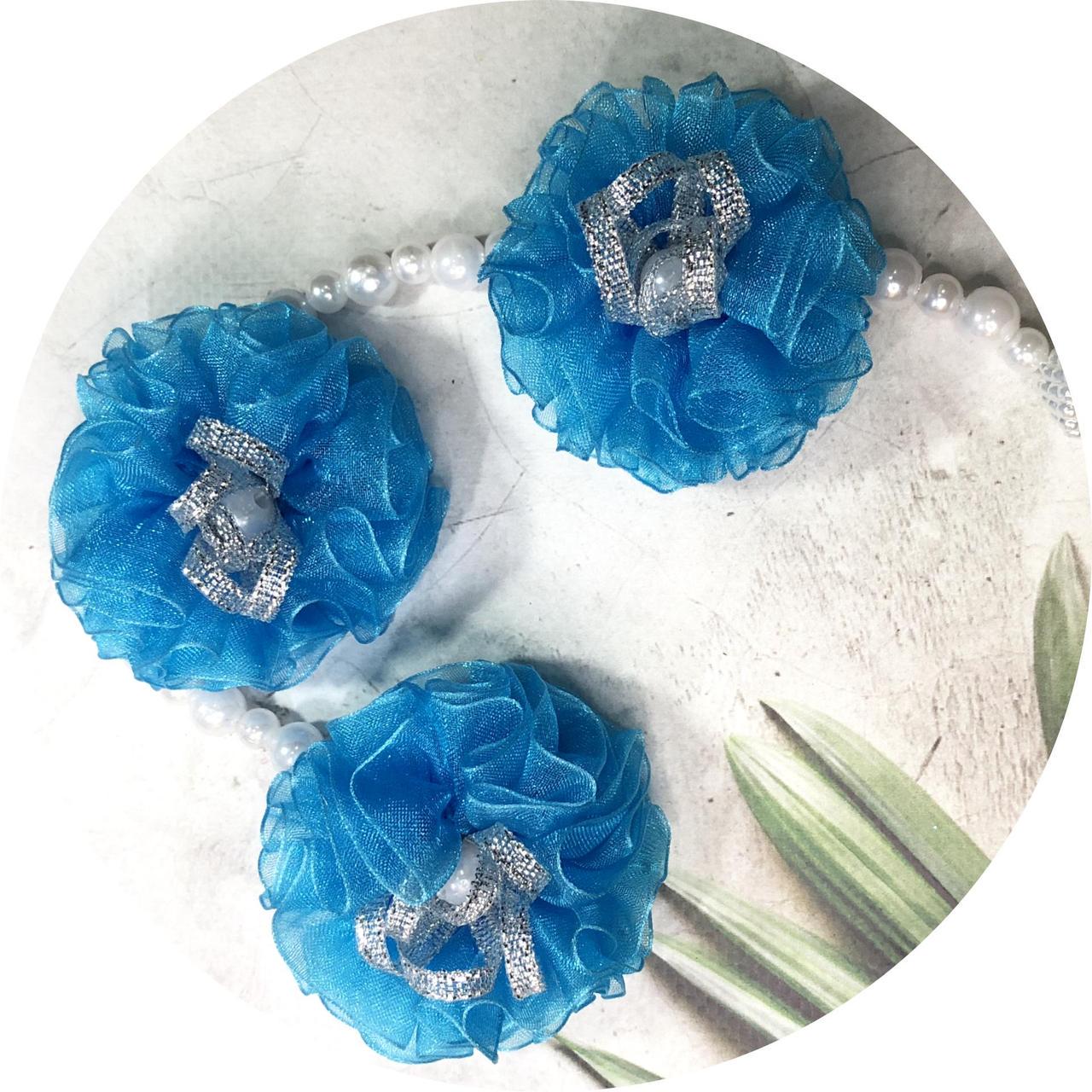 Стрічка в косу з квітками на заколках Яскраво-блакитний (10876)