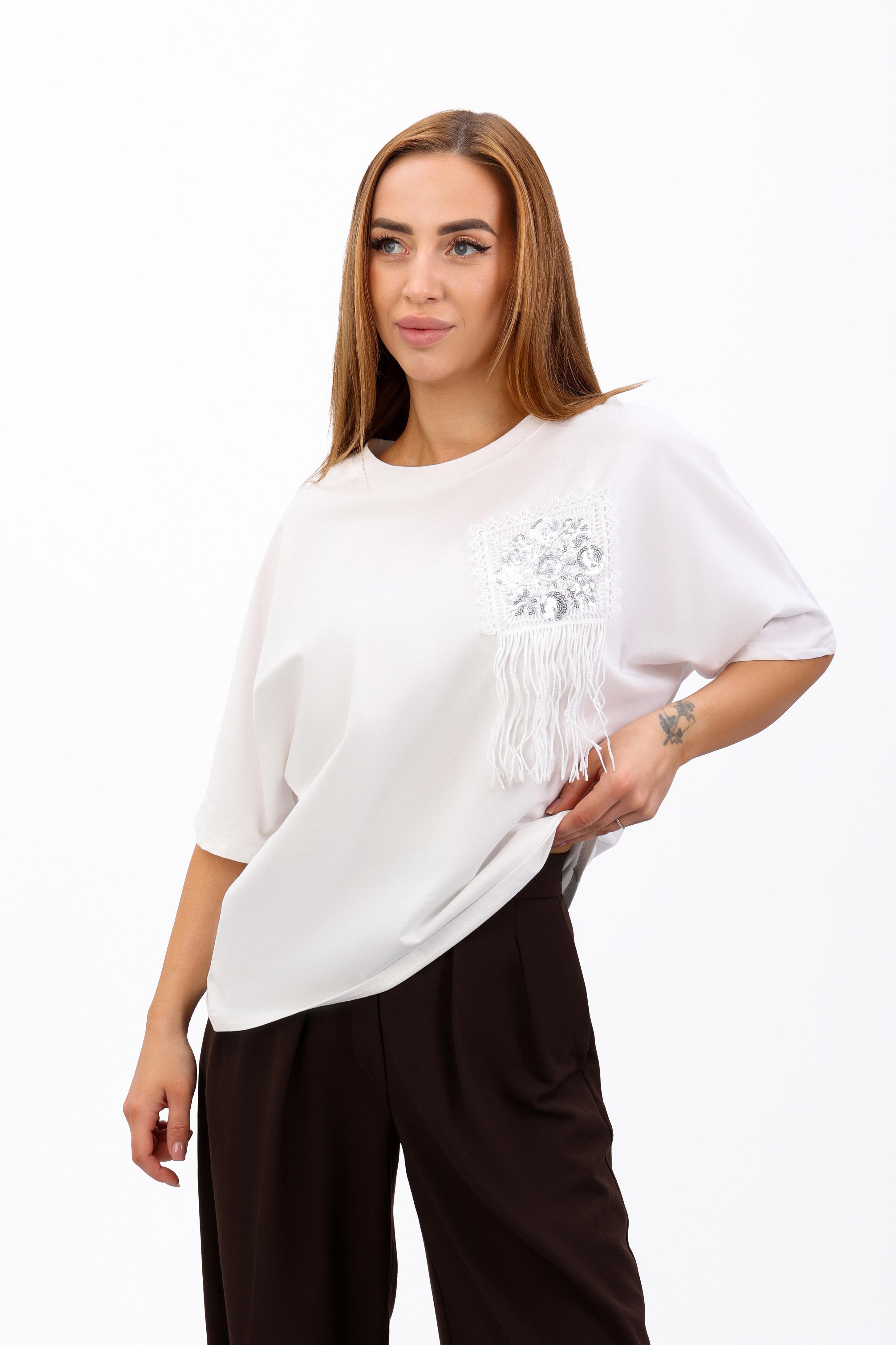 Футболка женская Where Uwear 347247 с декором OS Белый (347247_Onesize)