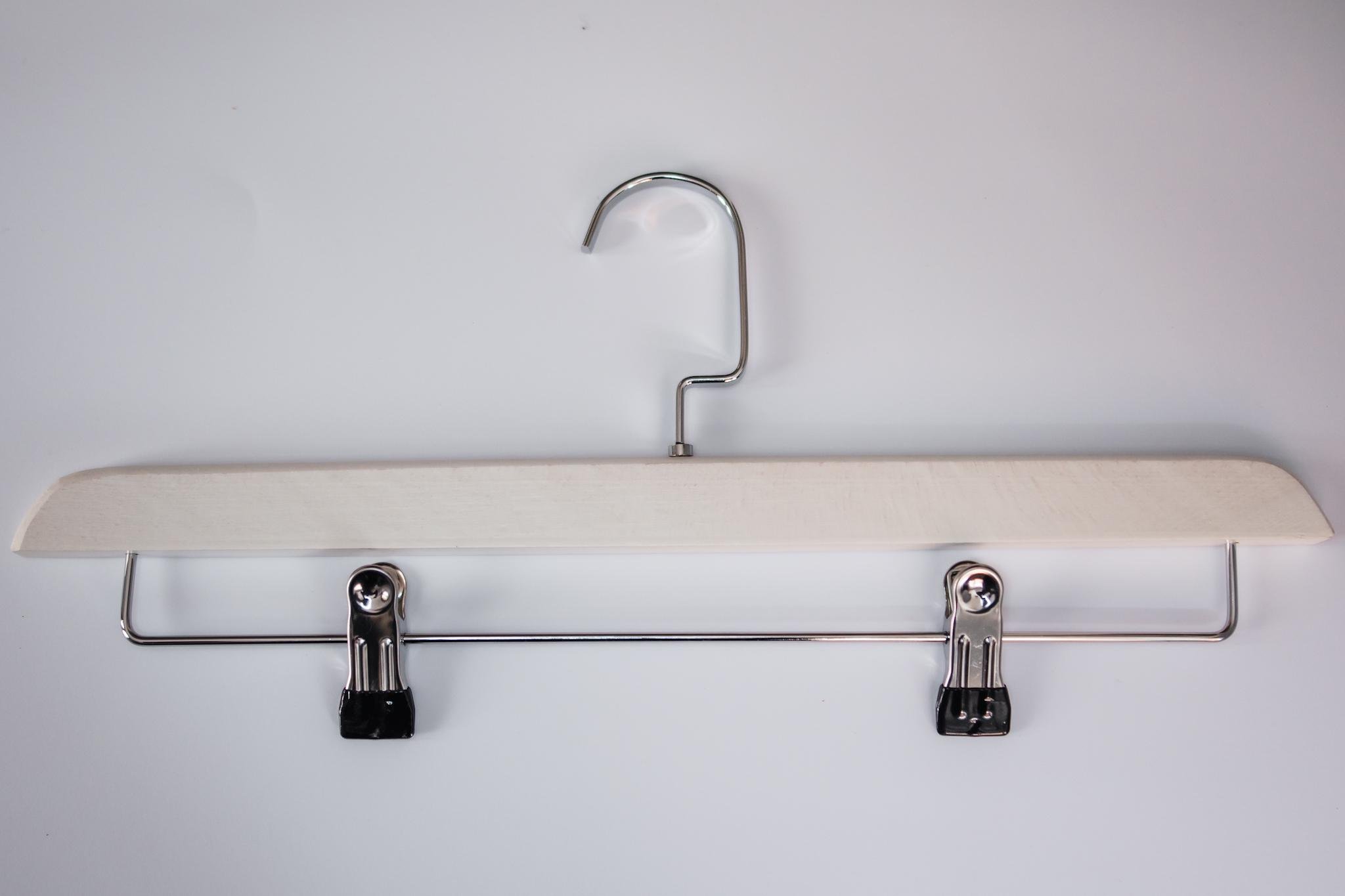 Вешалка LUX деревянная костюмная с прищепками 41 см Белый Вешалка LUX деревянная костюмная с прищепками 41 см Белый