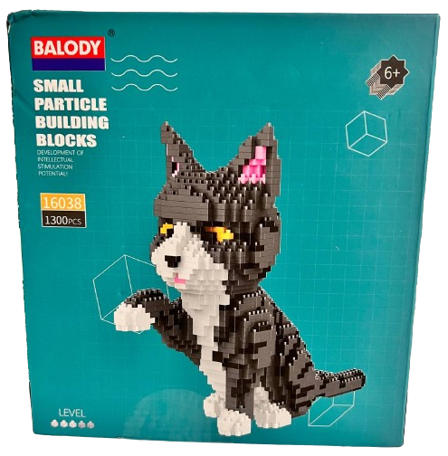 Конструктор Кот с поднятой лапкой 1300 деталей (52) Конструктор Кот с поднятой лапкой 1300 деталей (52)