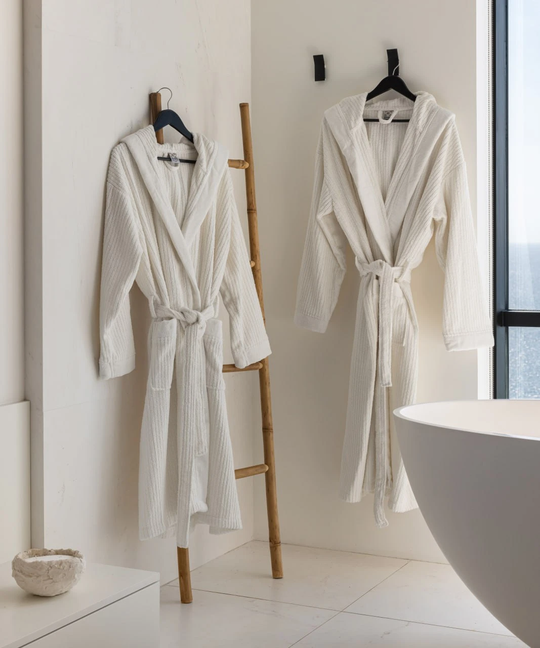 Набор халатов махровых HYGG для пары/женский и мужской S-M/2XL-3XL Молочный (392355) Набор халатов махровых HYGG для пары/женский и мужской S-M/2XL-3XL Молочный (392355)