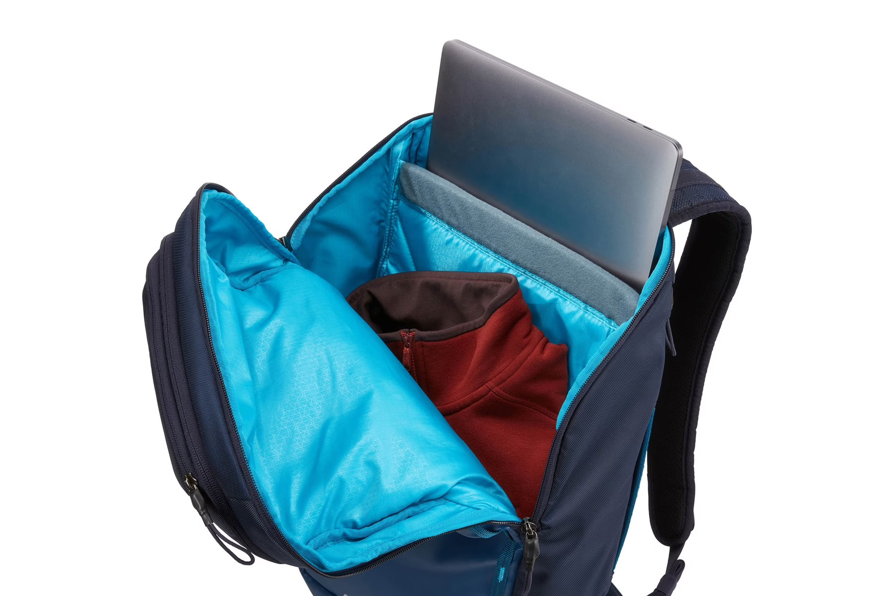 Рюкзак Thule Chasm Backpack 26 л Poseidon (66906) - фото 8 Рюкзак Thule Chasm Backpack 26 л Poseidon (66906) - фото 8