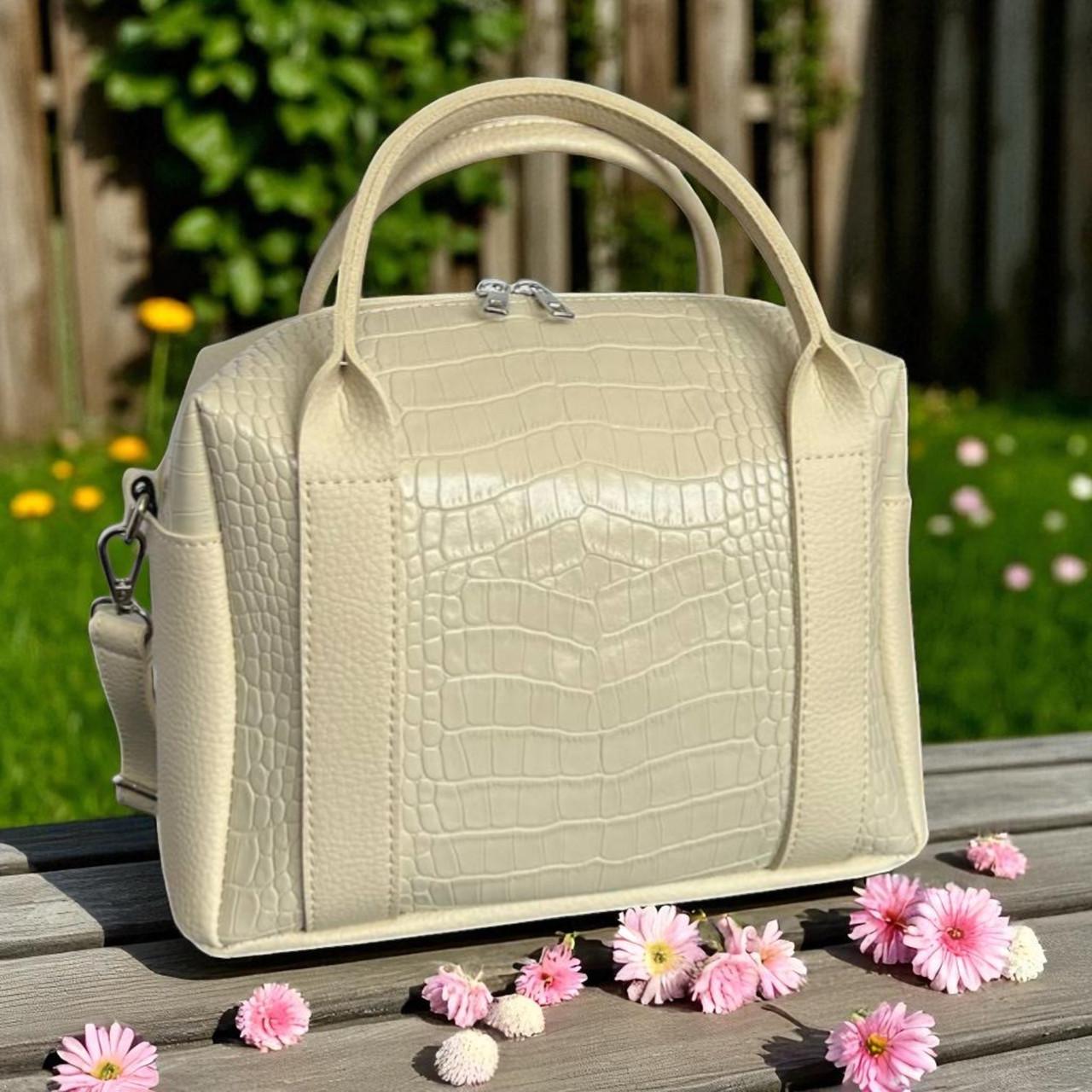 Сумка женская кросс боди через плечо вместительная красивая с принтом экокожа 28х20х12 см Бежевый Сумка женская кросс боди через плечо вместительная красивая с принтом экокожа 28х20х12 см Бежевый