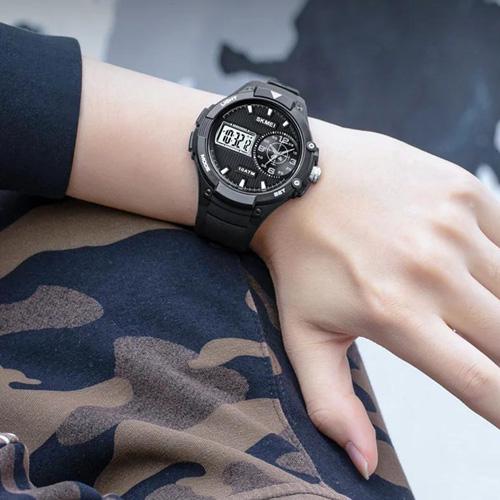 Наручний годинник з підсвічуванням Skmei 1761BKWT 3 ATM 49 мм Black - фото 6 Наручний годинник з підсвічуванням Skmei 1761BKWT 3 ATM 49 мм Black - фото 6