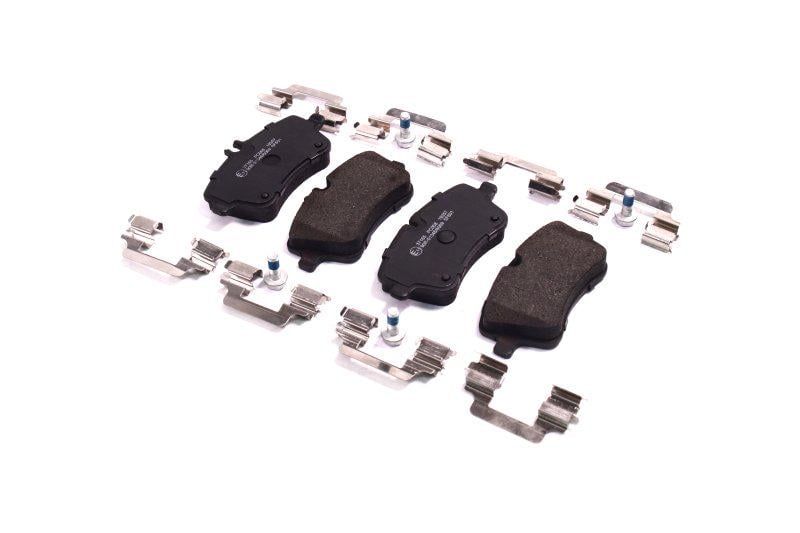 Тормозные колодки дисковые ABS Mercedes c180/c200 cdi/c220 cdi передние (37165)