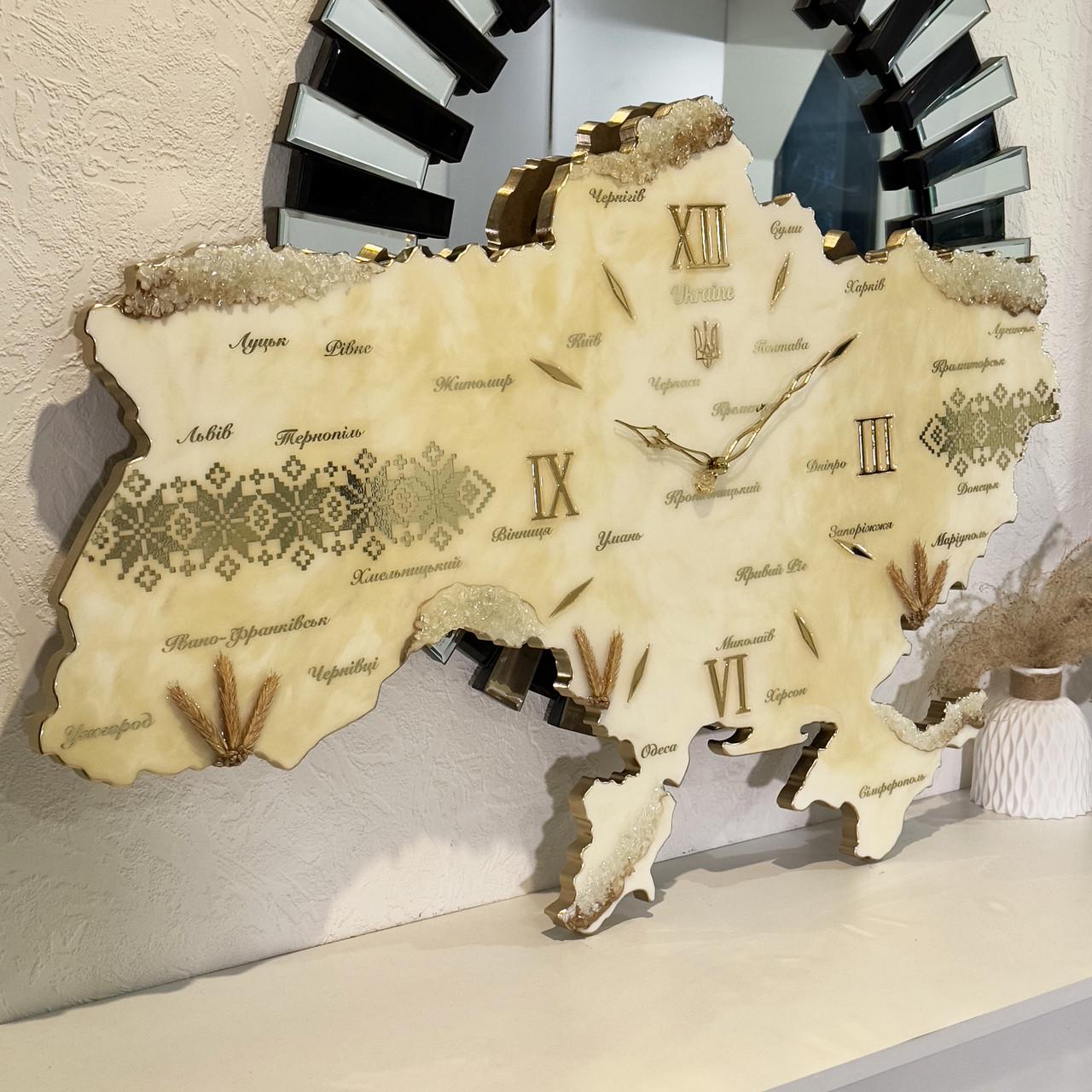 Часы настенные из эпоксидной смолы Карта Украины 70x47 см
