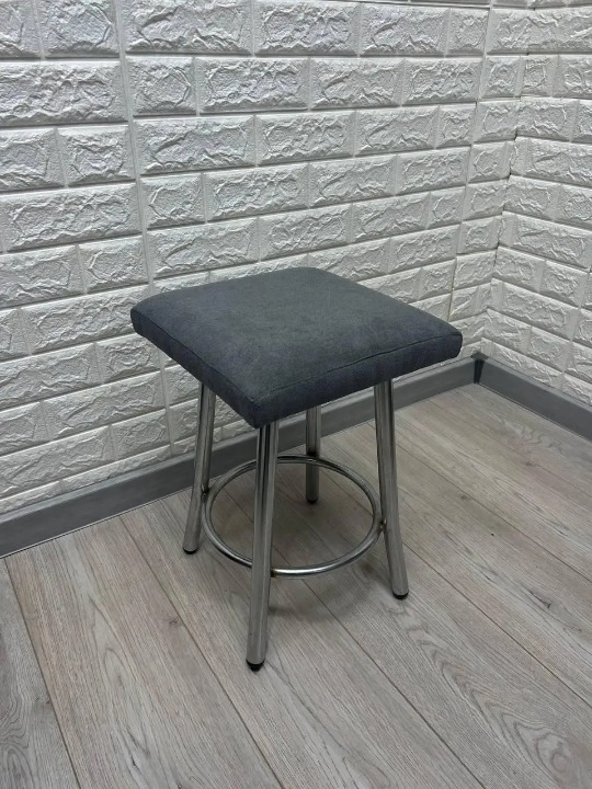 Табурет кухонний Tutty+ 30х30х45 см Сірий/Хром (28374580) - фото 2 Табурет кухонний Tutty+ 30х30х45 см Сірий/Хром (28374580) - фото 2