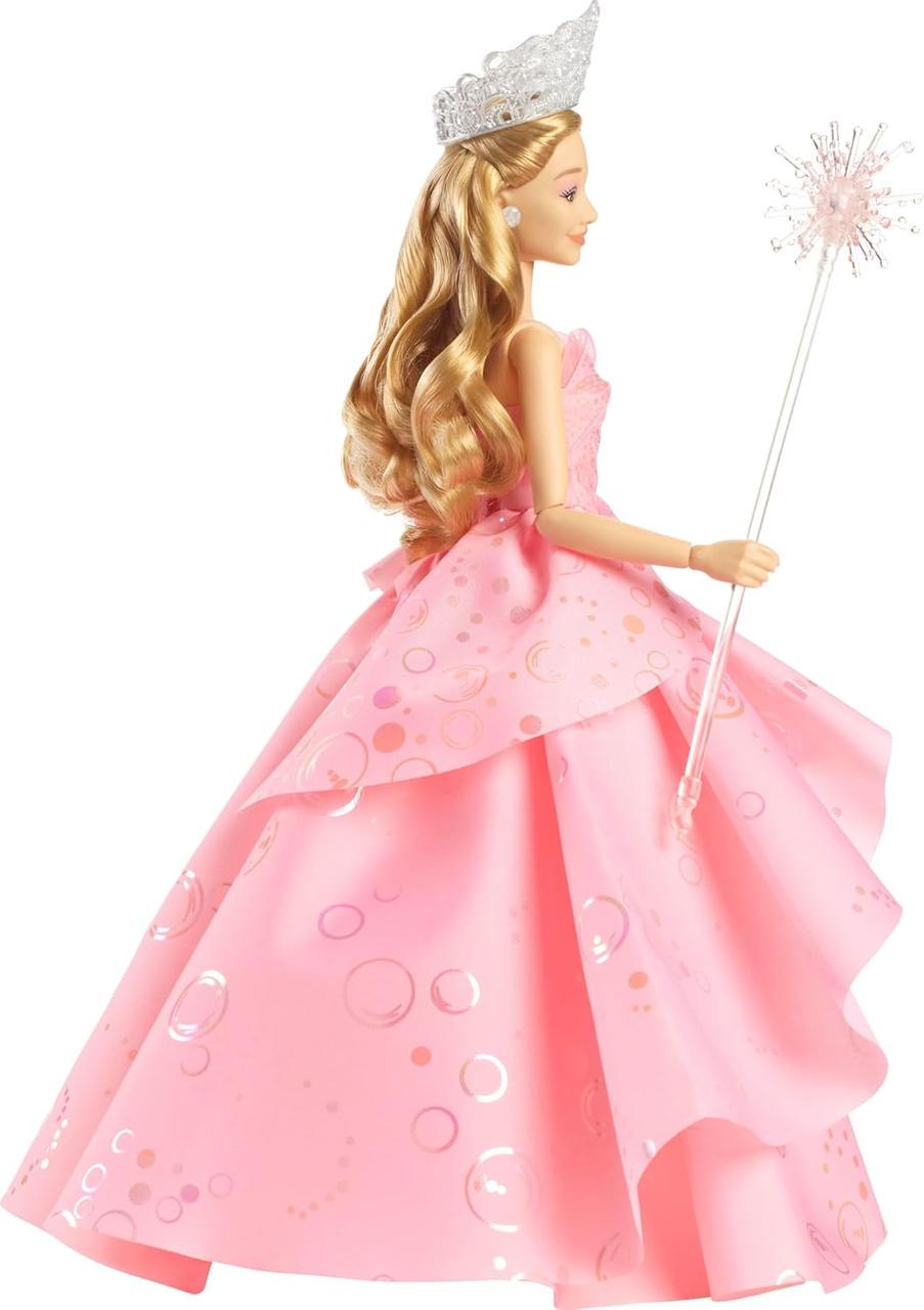 Лялька колекційна Mattel Universal Wicked Deluxe Glinda Добра чарівниця Глінда (JLG46) - фото 3 Лялька колекційна Mattel Universal Wicked Deluxe Glinda Добра чарівниця Глінда (JLG46) - фото 3