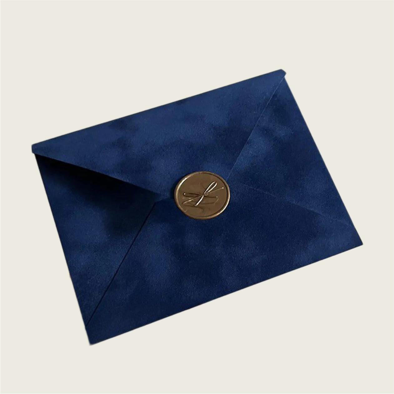 Конверт оксамитовий без підкладки 15х11 см на клейкій застібці з печаткою Синій (2561921980)