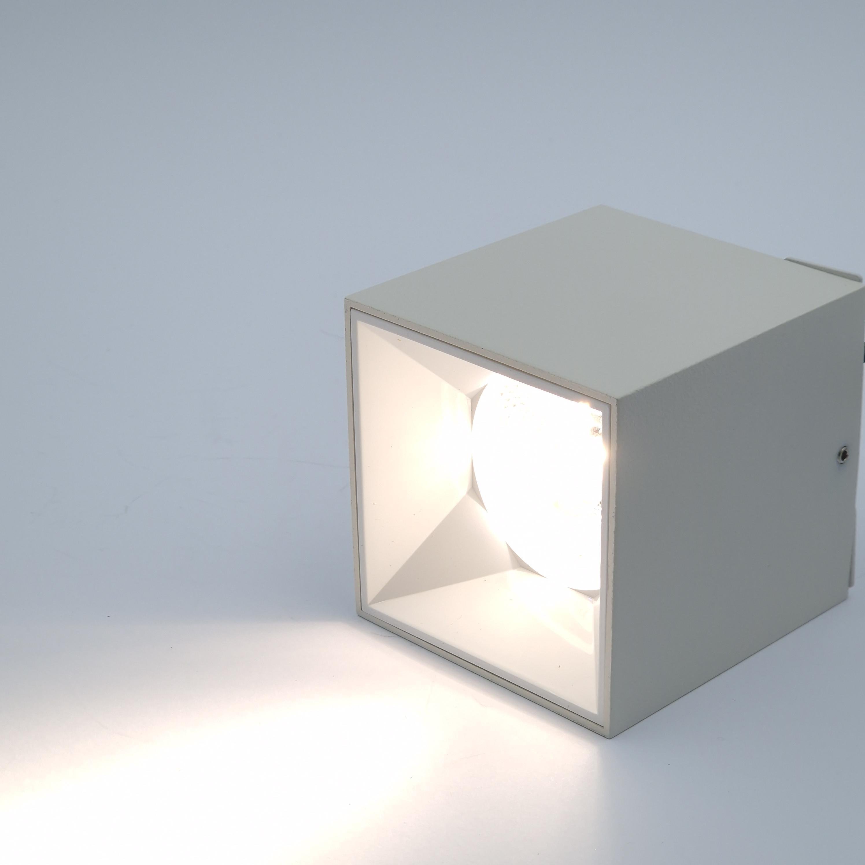 Світильник накладний Light Club 7 Вт 3000 К IP20 точковий Білий (LTR617AS-7-3-W) - фото 8 Світильник накладний Light Club 7 Вт 3000 К IP20 точковий Білий (LTR617AS-7-3-W) - фото 8