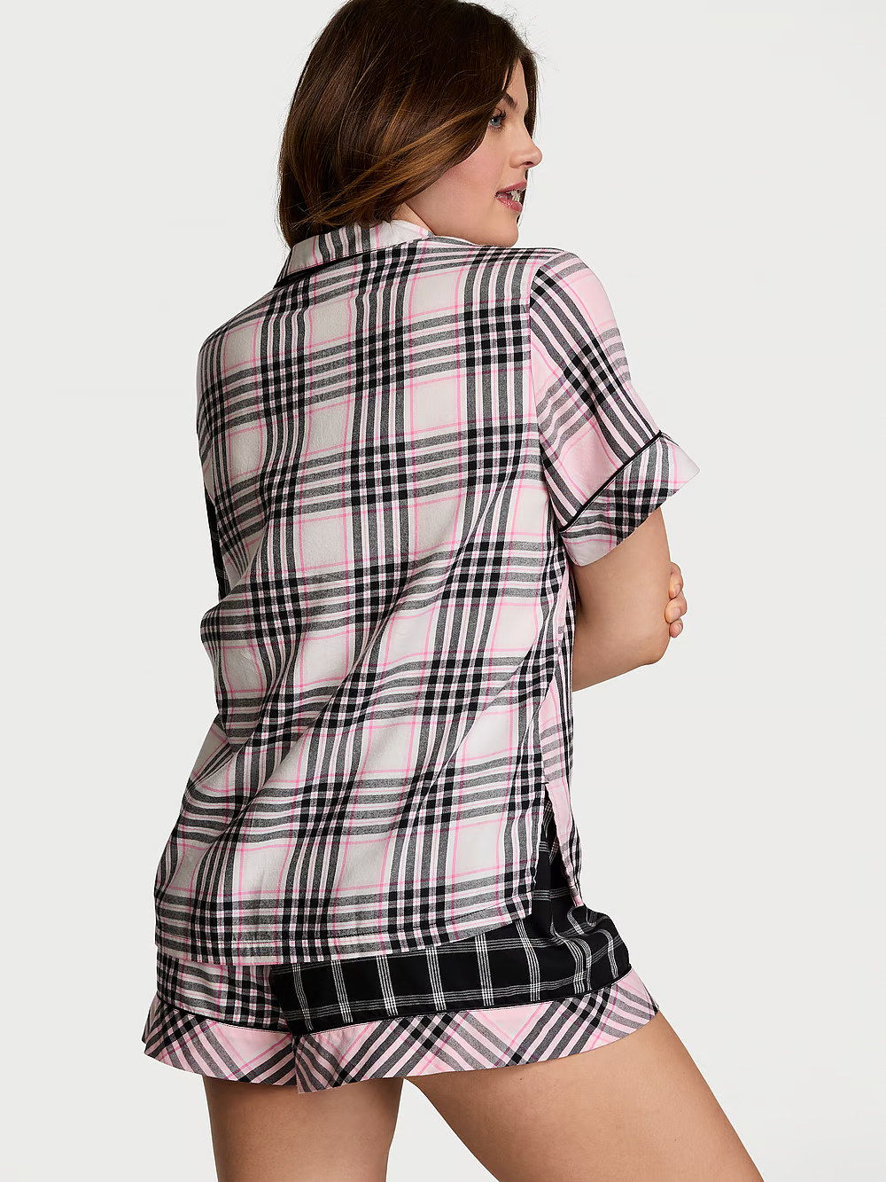 Піжама жіноча Victoria's Secret Flannel Short Pajama Set фланелева S Рожево-чорний у клітинку (24586691) - фото 2 Піжама жіноча Victoria's Secret Flannel Short Pajama Set фланелева S Рожево-чорний у клітинку (24586691) - фото 2