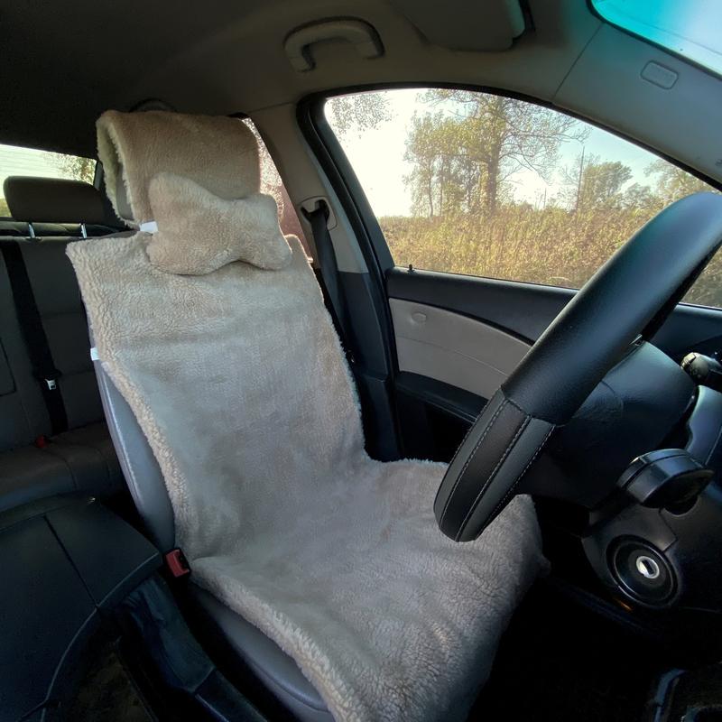 Автомобильная подушка на подголовник из эко-меха 1 шт. Бежевый (804)