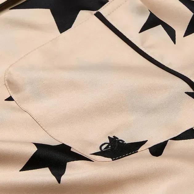 Піжама сатинова сорочка/штани Victoria's Secret Glazed Satin Long Pajama Set Regular L Бежевий (2681218D) - фото 5 Піжама сатинова сорочка/штани Victoria's Secret Glazed Satin Long Pajama Set Regular L Бежевий (2681218D) - фото 5