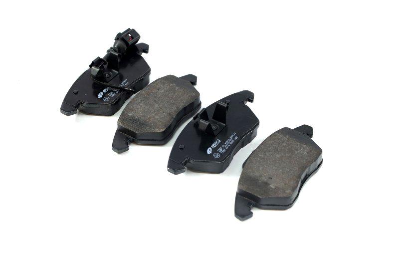 Колодки тормозные дисковые Audi A3 Seat Skoda Volkswagen передние (1030.01 Remsa)