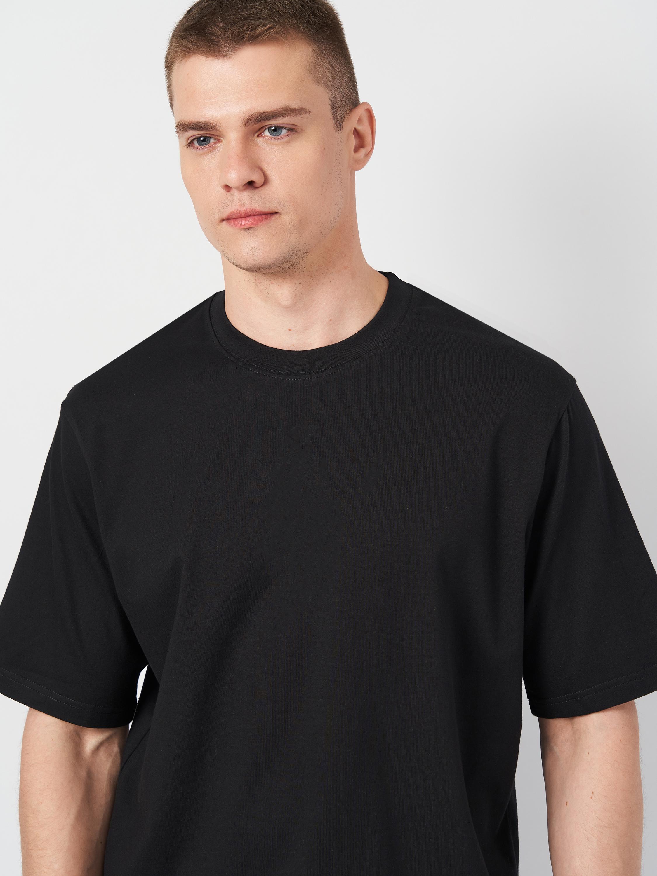 Футболка-оверсайз мужская ROZA 231117 XS Черный (4824005704628) - фото 4 Футболка-оверсайз мужская ROZA 231117 XS Черный (4824005704628) - фото 4