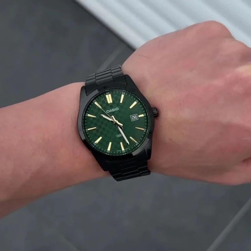 Наручний годинник чоловічий Casio MTP-VD03B-2AUDF Total d 41 мм Black (2500228796) - фото 5 Наручний годинник чоловічий Casio MTP-VD03B-2AUDF Total d 41 мм Black (2500228796) - фото 5