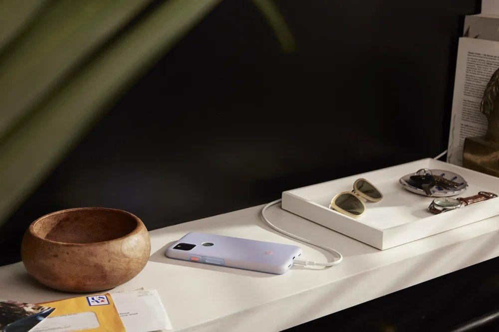 Оригинальный чехол Google Pixel 5a Likely Lime GA02822 - фото 6