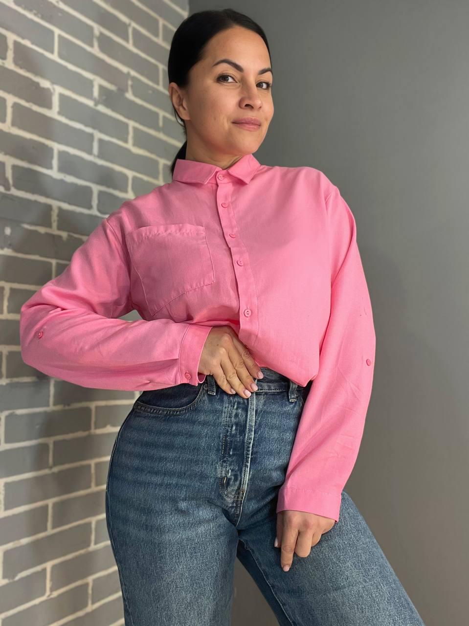 Рубашка женская MIX RAY 9942 базовая удлиненная спинка оверсайз с карманом M Розовый (1299) - фото 2 Рубашка женская MIX RAY 9942 базовая удлиненная спинка оверсайз с карманом M Розовый (1299) - фото 2