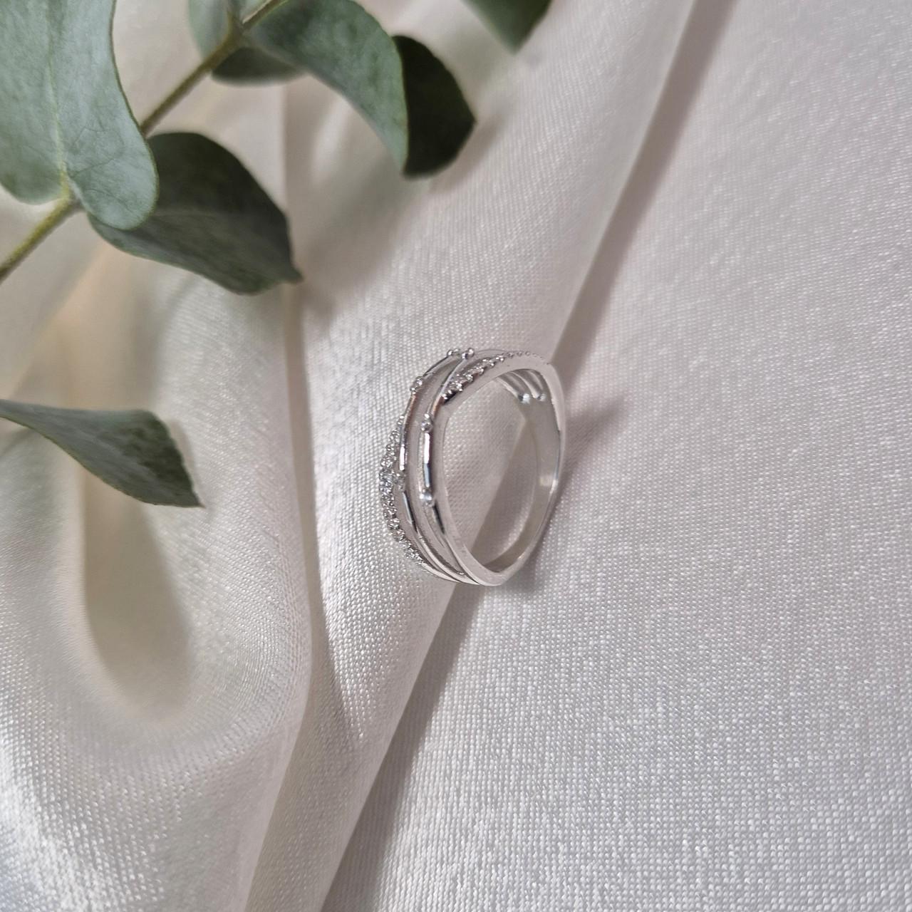 Каблучка із білими каменями срібло 925 проби родоване 2,40 г р. 16,5 (4667к) - фото 8 Каблучка із білими каменями срібло 925 проби родоване 2,40 г р. 16,5 (4667к) - фото 8