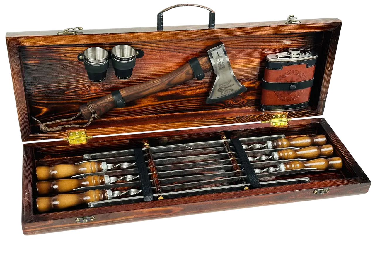 Набор подарков шампуров GrillMaster Казак с топором Герб Украины/флягой 13 пр. Коричневый (10-164-KS-7910)