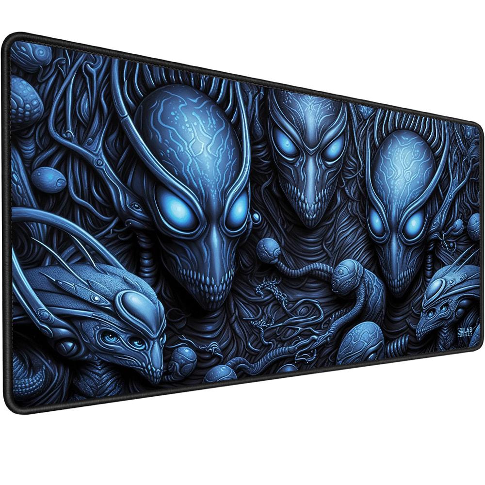 Игровая поверхность SHLab Alien Heads SHM-1044 70x30 см (38012)
