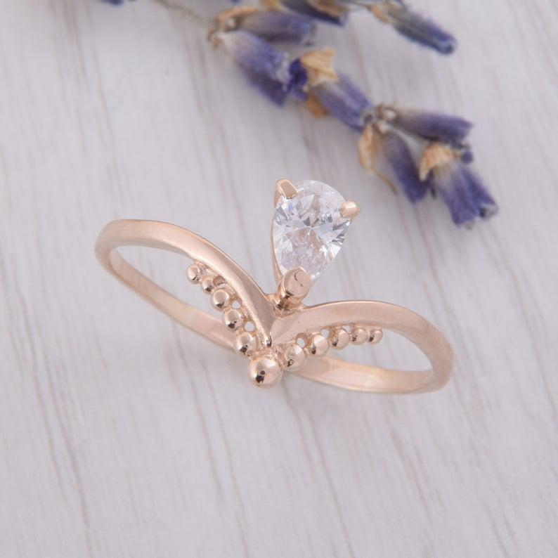 Кільце з червоного золота з фіанітом (2249401917)