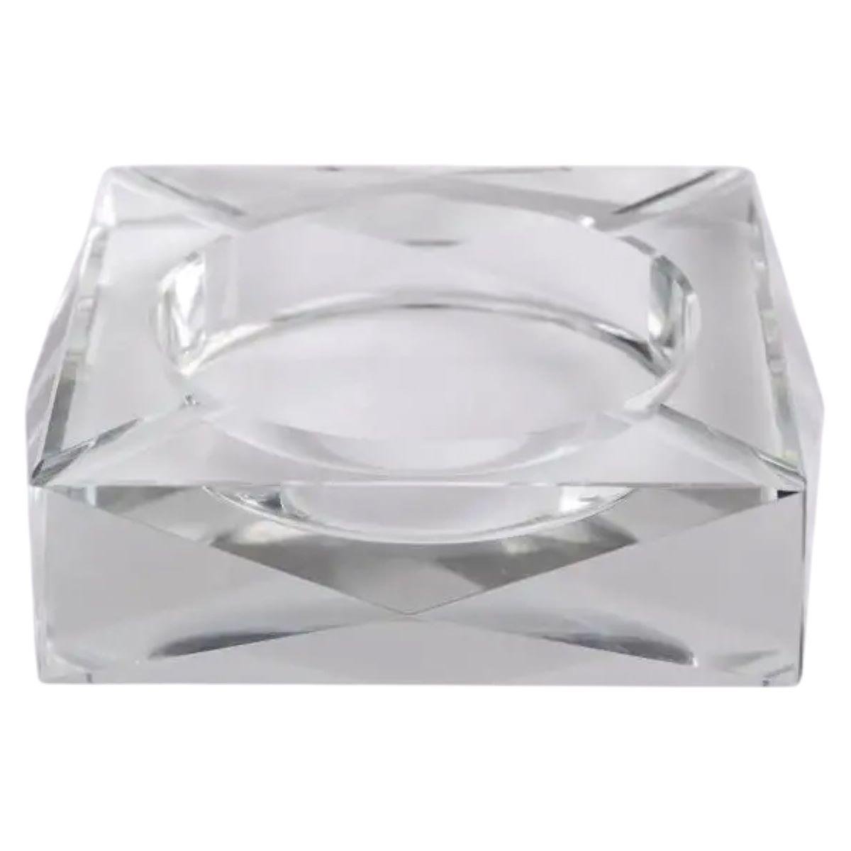 Попільничка для цигарок скляна квадратна настільна 13х13х4 см (7205) - фото 3