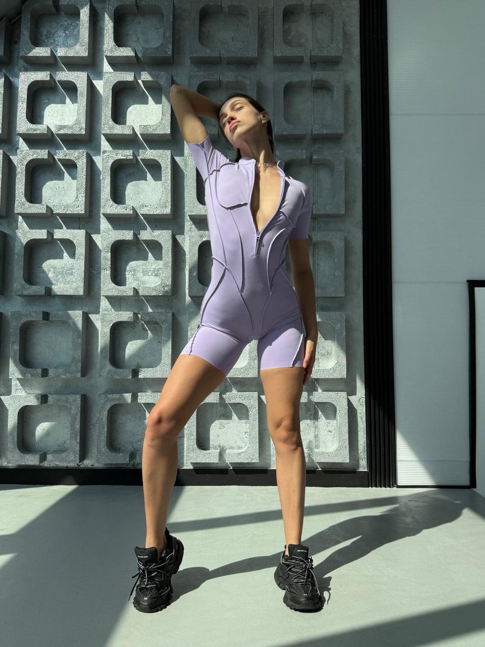 Комбинезон-велосипедки спортивный со швами наружу/чашками и без пуш-ап L Лавандовый (MJBSH010L) Комбинезон-велосипедки спортивный со швами наружу/чашками и без пуш-ап L Лавандовый (MJBSH010L)