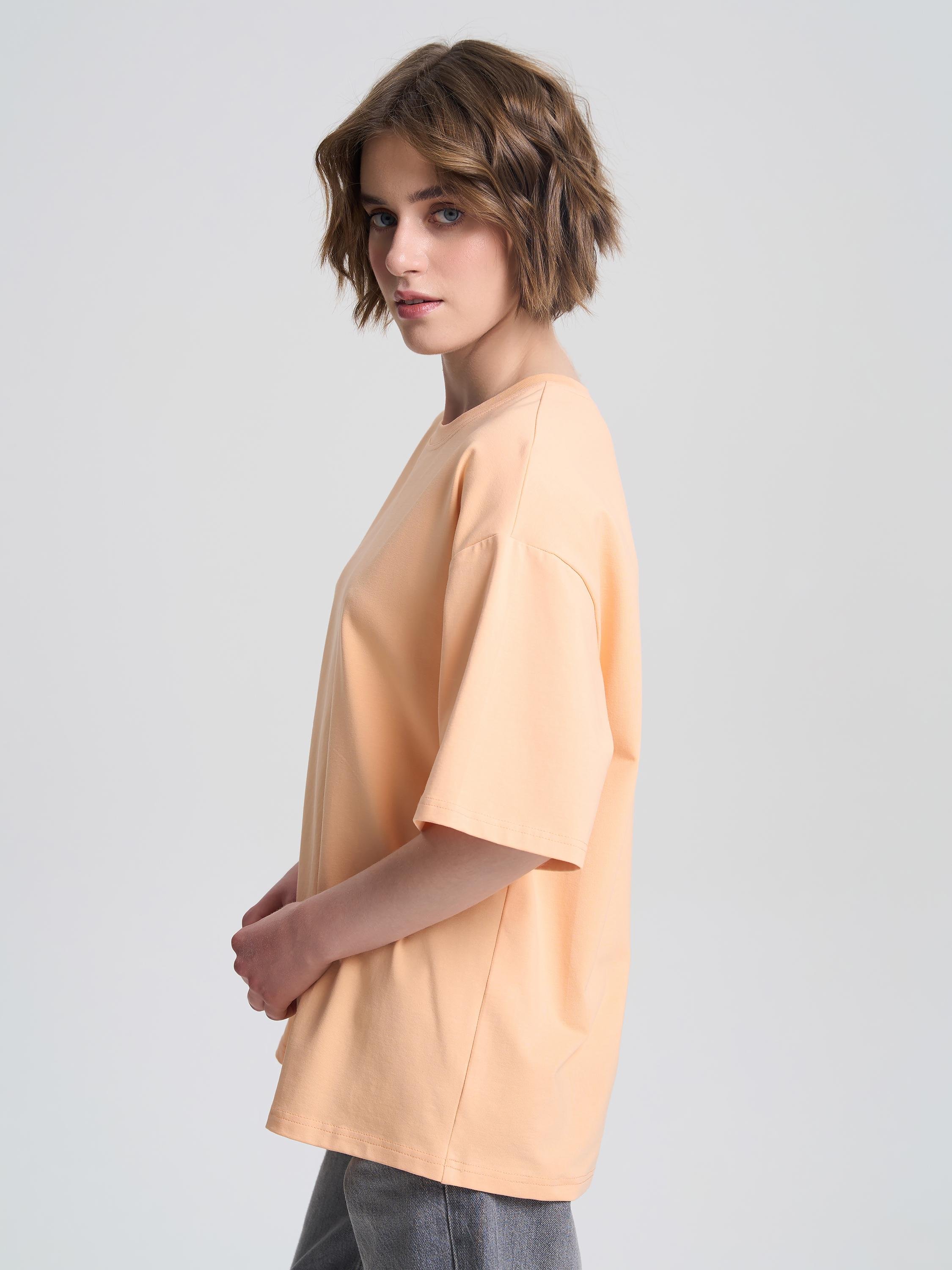 Футболка женская оверсайз ROZA 231105 L Персиковый (4824005715556) - фото 4