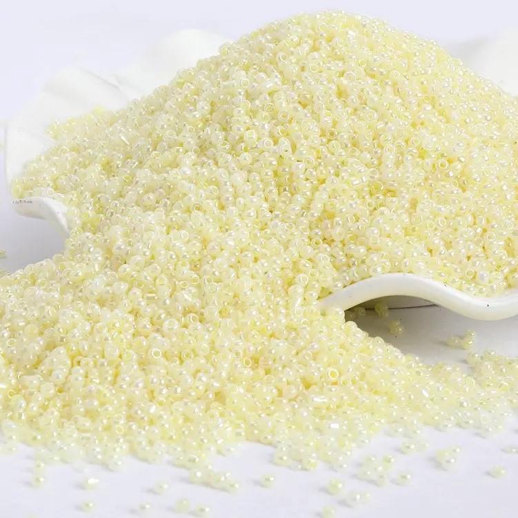 Бисер Блестящий 2 мм 50 г Желтый нежный (БР0002л54)