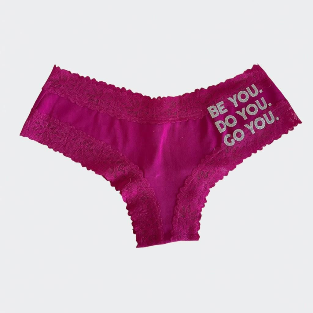 Трусики чікі Victoria's Secret Lace Trim Cheekster Panty M Бордовий (26230900) Трусики чікі Victoria's Secret Lace Trim Cheekster Panty M Бордовий (26230900)