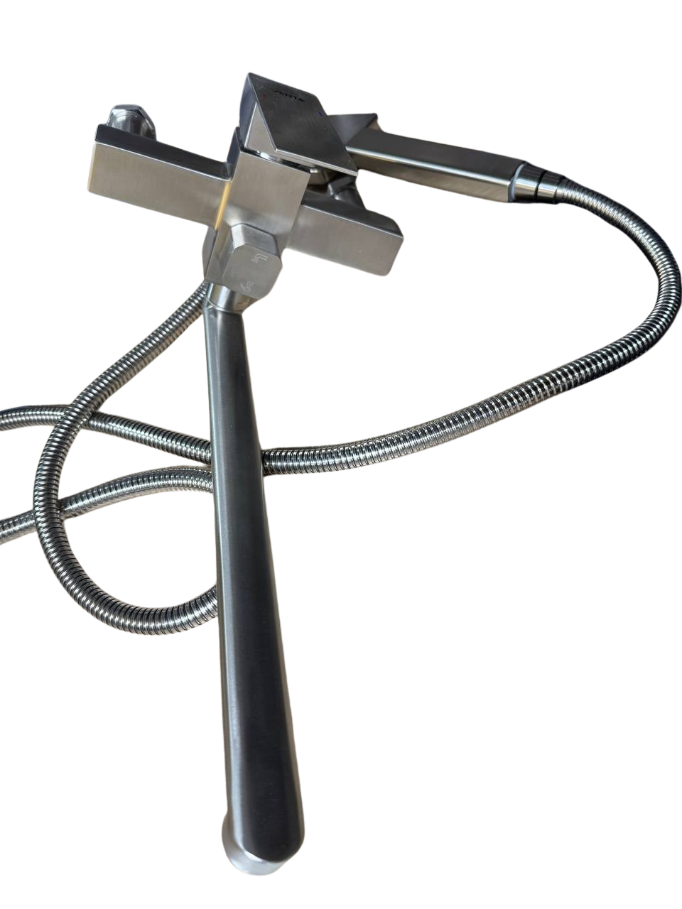 Смеситель для ванны Venta VS312DS (93490) - фото 1