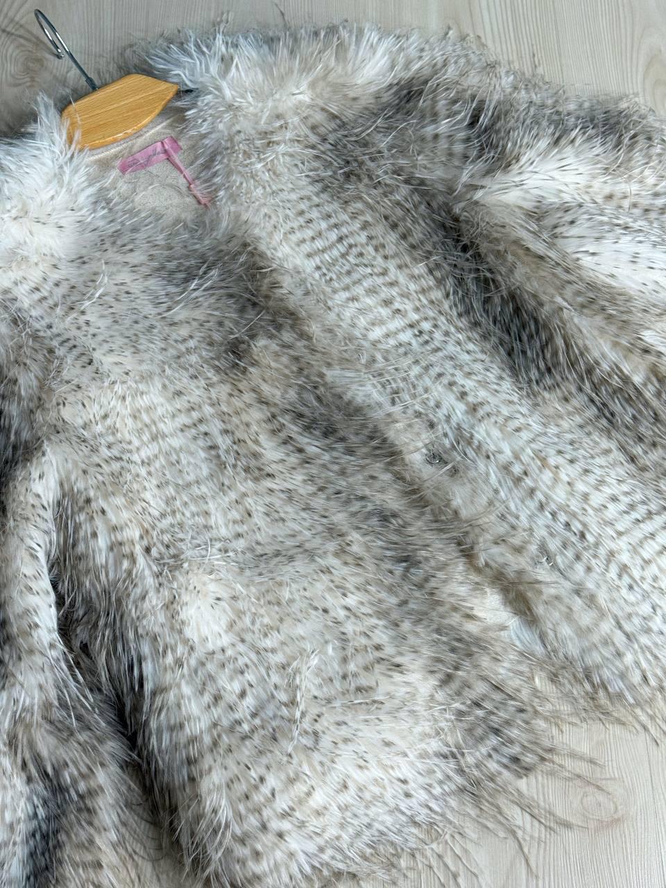 Шуба жіноча Fancy Matinee 111 штучне хутро перо коротка M Бежевий (4838) - фото 8 Шуба жіноча Fancy Matinee 111 штучне хутро перо коротка M Бежевий (4838) - фото 8