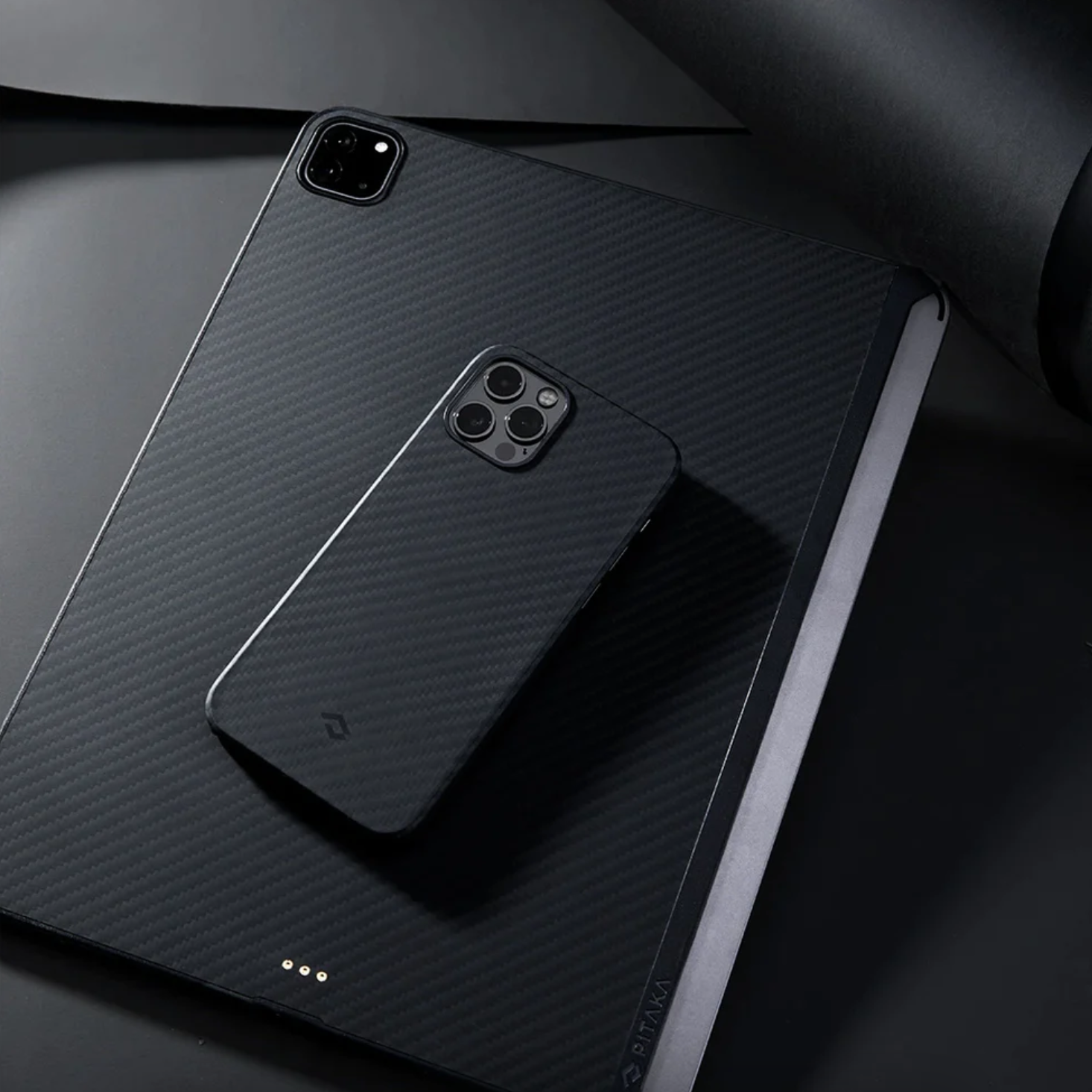 Чохол накладка Pitaka MagEZ 2 для iPad Pro 11" 3rd Gen Twill Black/Grey (KPD2101P) - фото 4