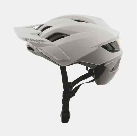 Велошолом TLD FLOWLINE SE HELMET TROOPER MIST M/L (110526023) Велошолом TLD FLOWLINE SE HELMET TROOPER MIST M/L (110526023)