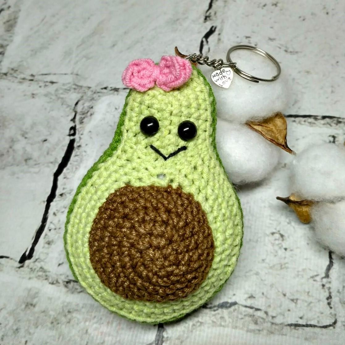 Брелок Авокадо девочка вязаный ручной работы амигуруми 10х6 см Зеленый (2021-2)