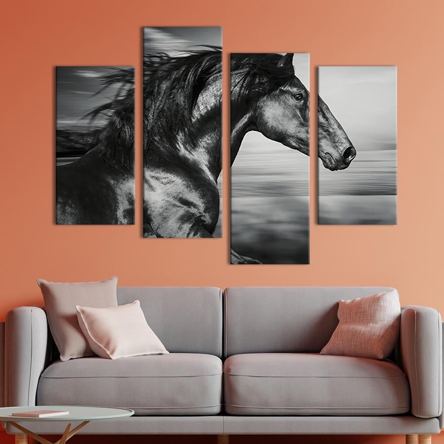 Модульная картина из четырех частей на холсте интерьерная картина Чёрный скакун 129x90 см (175-42)