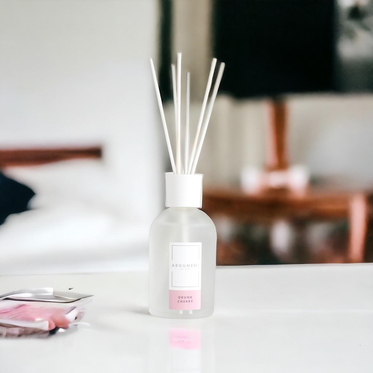 Аромадиффузор Esse Argument by Drunk Cherry 200 мл (2351404378) - фото 1