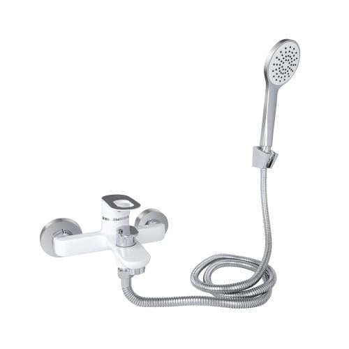 Смеситель для ванной Lidz Latwa 006 с душевой гарнитурой k35 White (LDLAT006WHI45424)