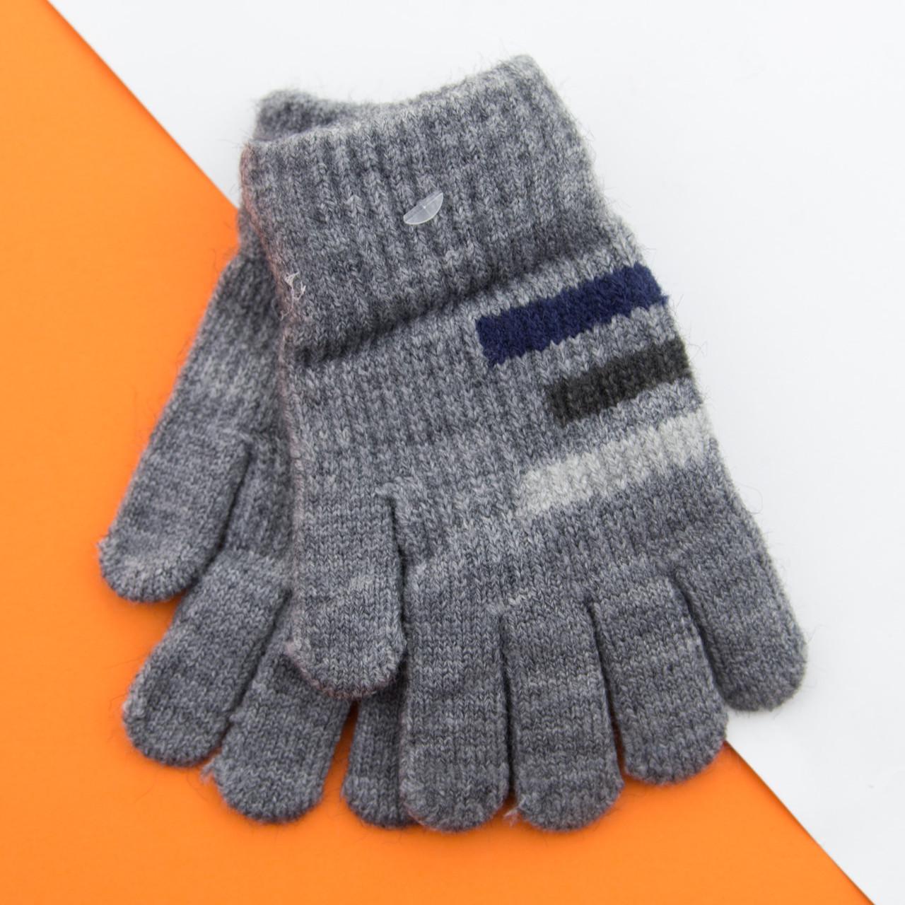 Перчатки для мальчиков 3-5 лет с цветными полосками 22-7-40 Серый (DR009881) Перчатки для мальчиков 3-5 лет с цветными полосками 22-7-40 Серый (DR009881)