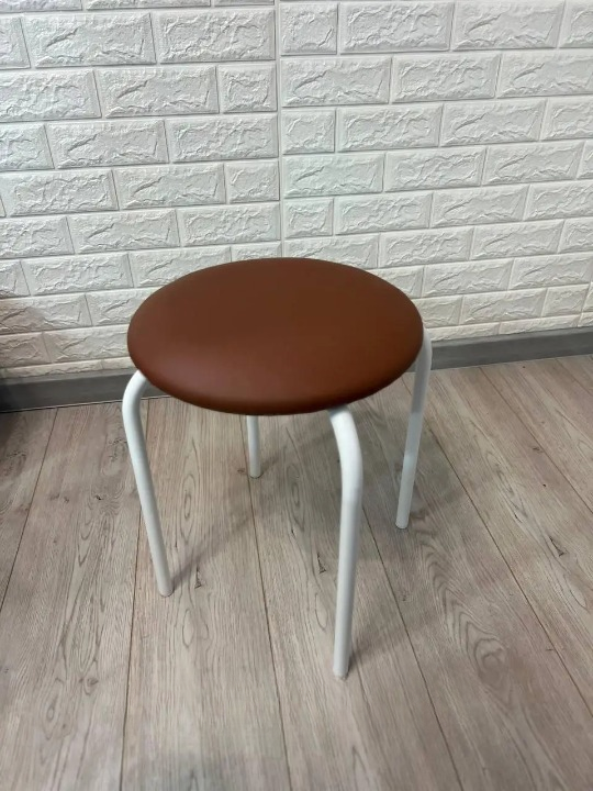 Табурет кухонний Чіко металевий із м'яким сидінням 30х45 см Коричневий/Білий