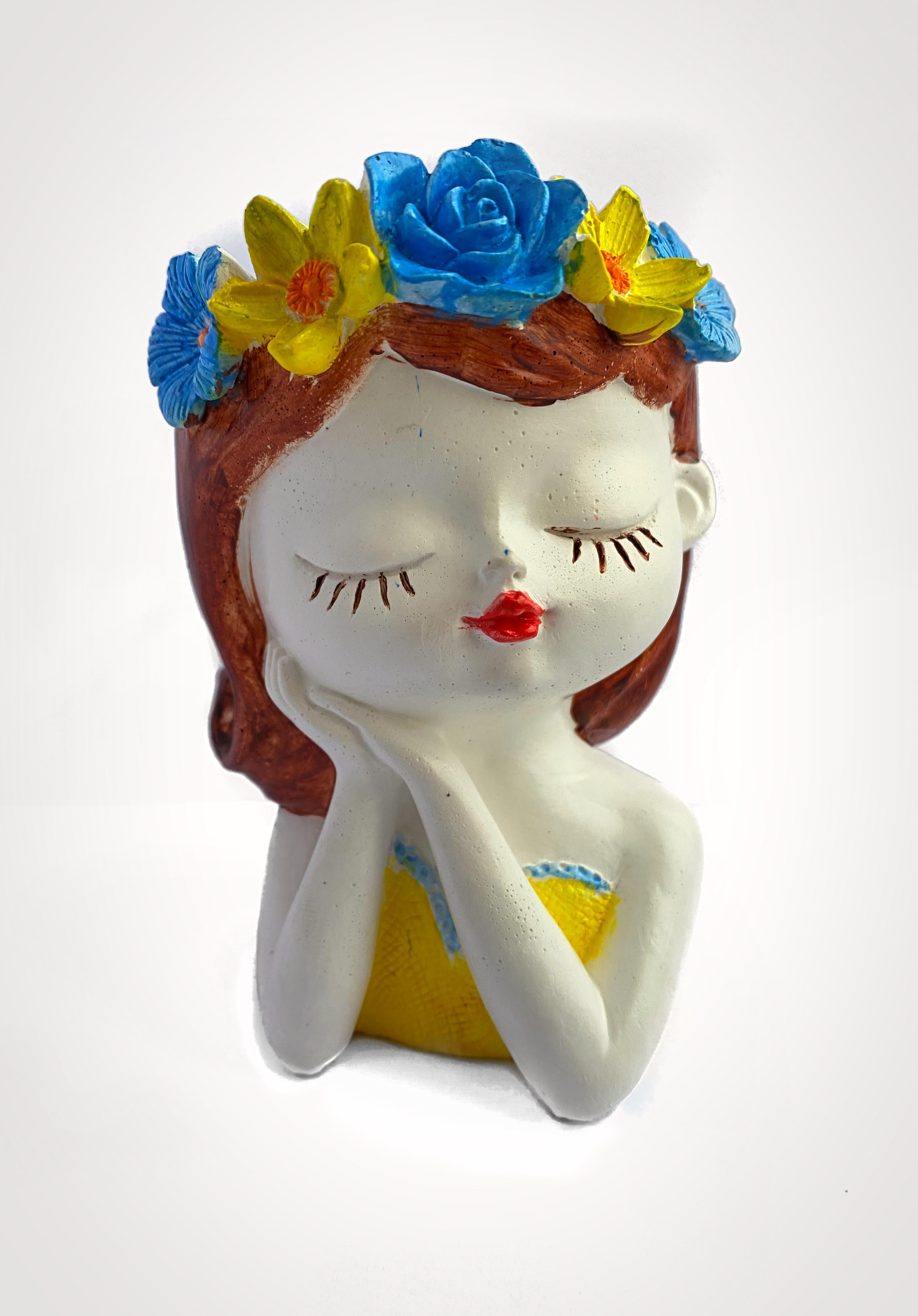 Свічка соєва в кашпо серія Україночки Яринка (4007)