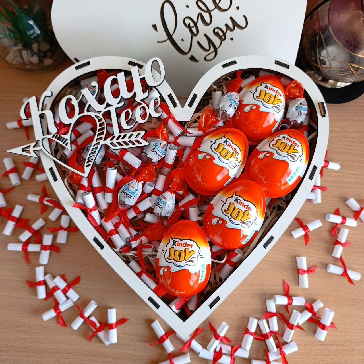 Бокс из сладостей Kinder JOY и101 причины почему я тебя люблю для девушки (2546269794)