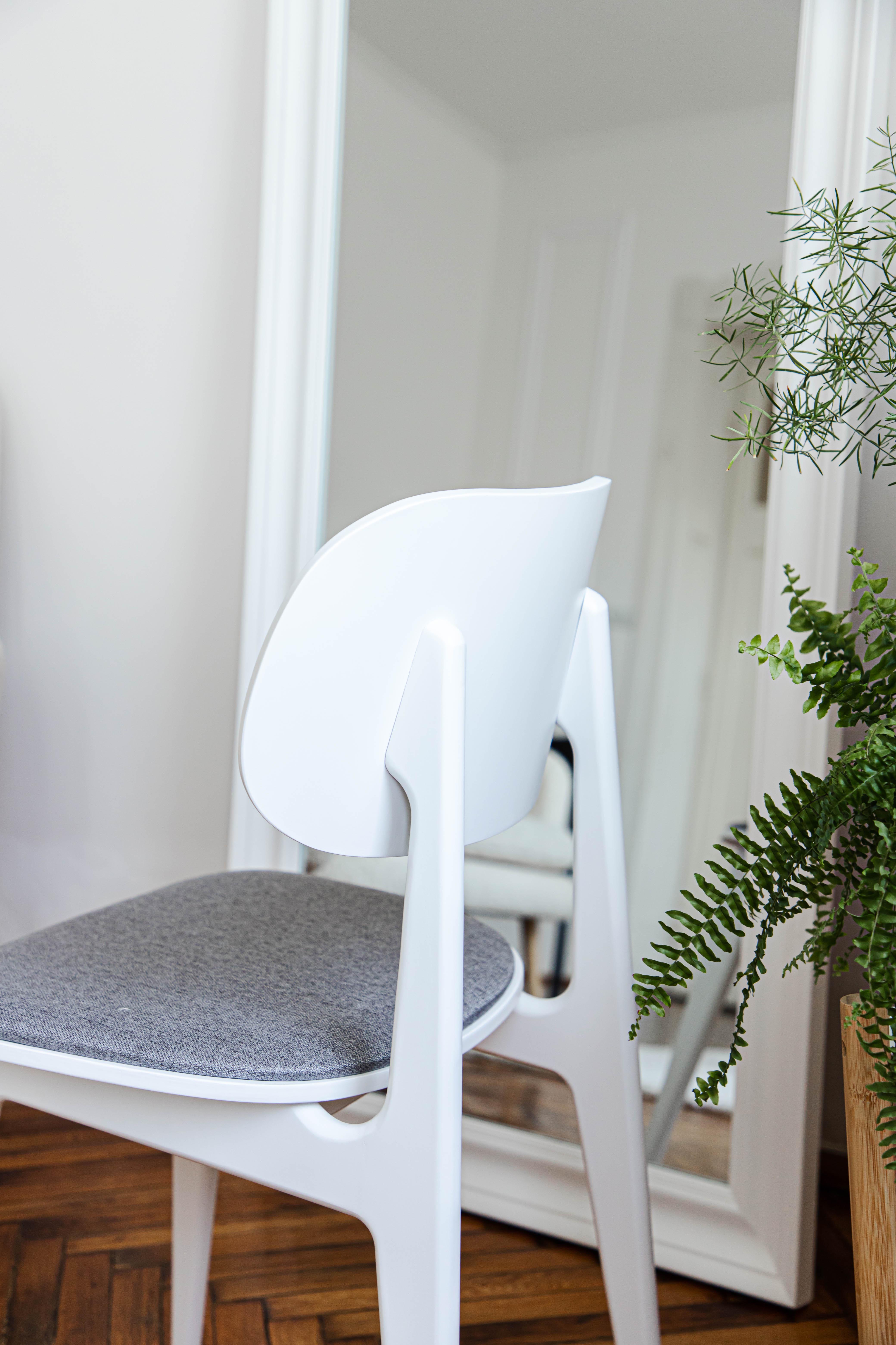 Стілець для кухні та вітальні Колібрі Лула софт 450х840х530 мм Білий/Мальмо (GAА0055531) - фото 6 Стілець для кухні та вітальні Колібрі Лула софт 450х840х530 мм Білий/Мальмо (GAА0055531) - фото 6