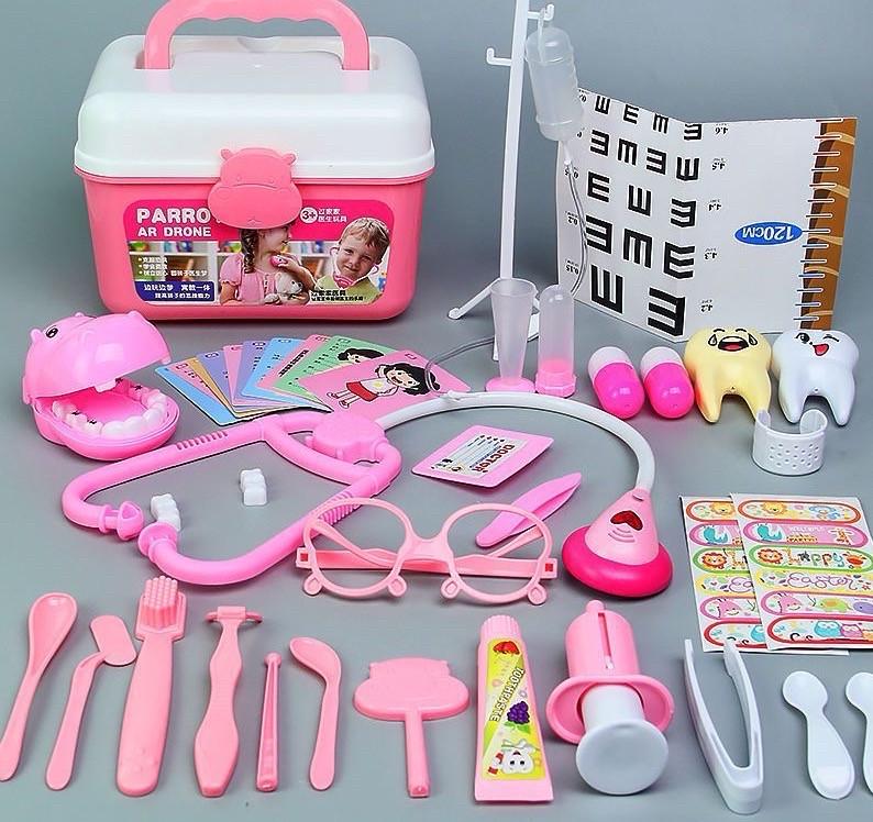 Детский игровой набор Маленький врач в чемодане 39 пр. (2539995025) - фото 1 Детский игровой набор Маленький врач в чемодане 39 пр. (2539995025) - фото 1