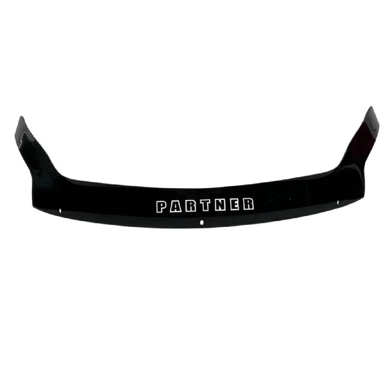 Дефлектор капота на Peugeot Partner с 2002-2008 (18002761) Дефлектор капота на Peugeot Partner с 2002-2008 (18002761)