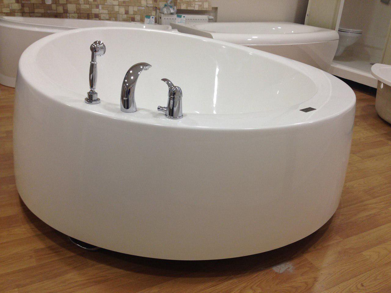 Ванна акриловая круглая Redokss San FERARRA