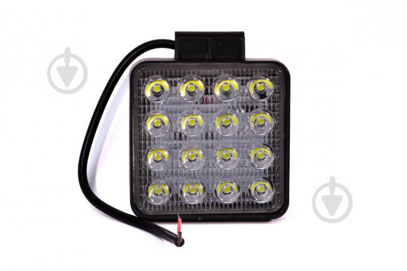 Светодиодная фара AllLight 19T-48W 16 chip CREE spot 9-30V Светодиодная фара AllLight 19T-48W 16 chip CREE spot 9-30V