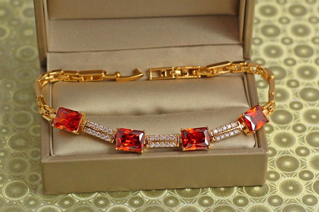 Браслет Xuping Jewelry прямоугольники с красными камнями 19,5 см 8 мм Золотистый (31594525)